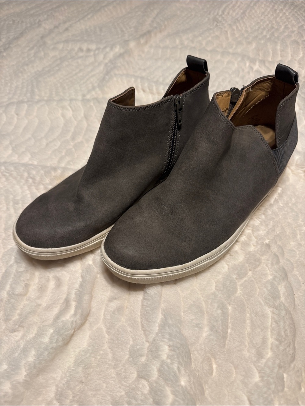 Women’s Casual Grey Ankle Booties with Side Zip